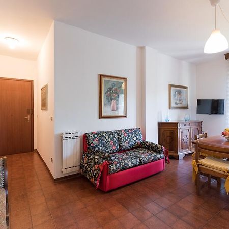 Comfort Beach House Marina di Massa Zewnętrze zdjęcie