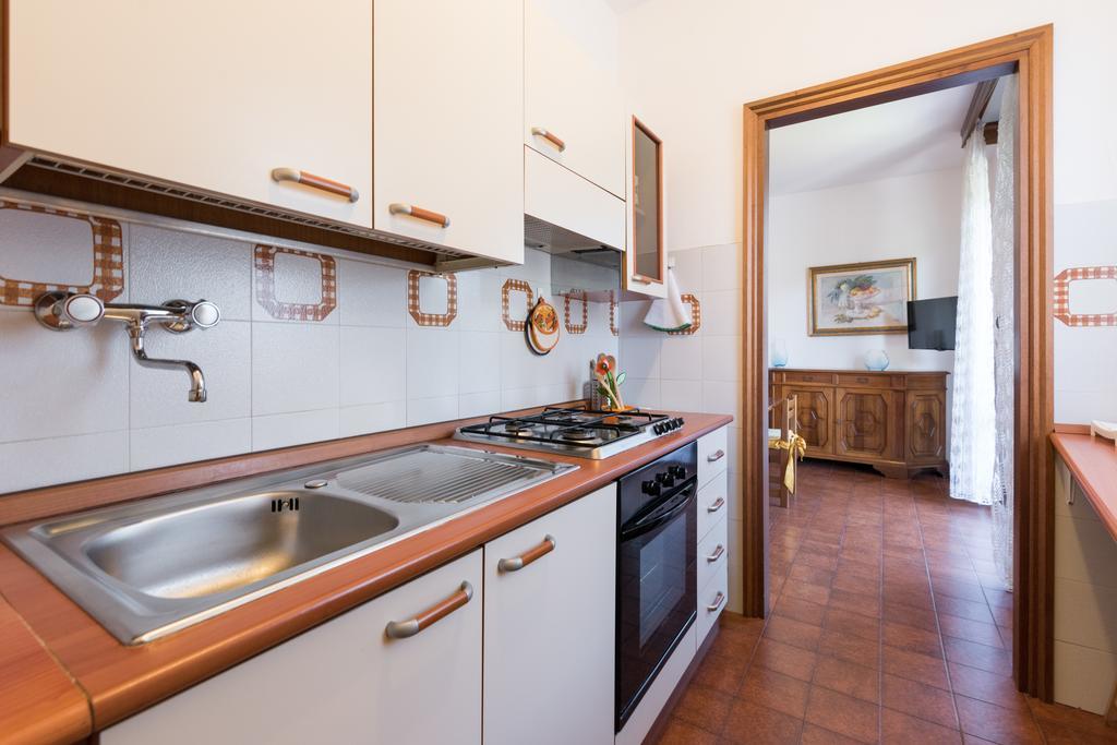 Comfort Beach House Marina di Massa Zewnętrze zdjęcie