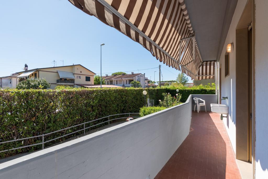 Comfort Beach House Marina di Massa Zewnętrze zdjęcie
