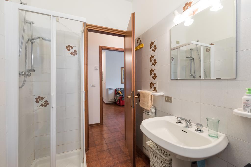 Comfort Beach House Marina di Massa Zewnętrze zdjęcie