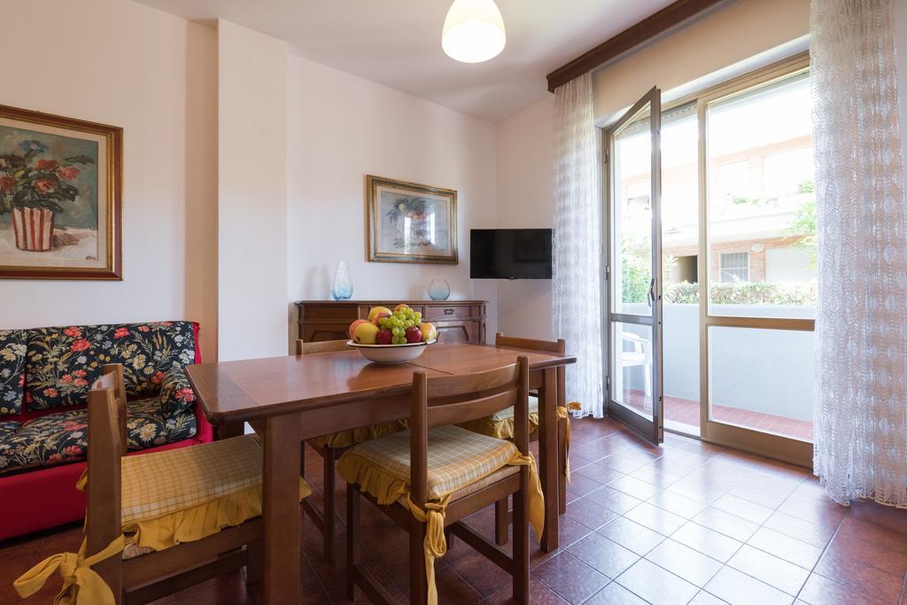 Comfort Beach House Marina di Massa Zewnętrze zdjęcie