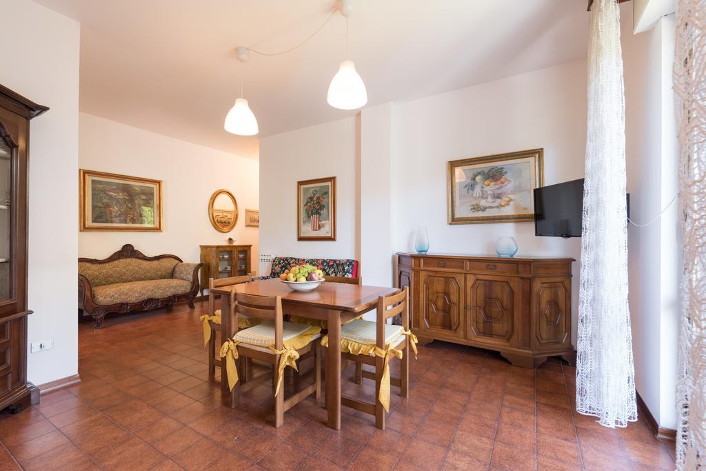 Comfort Beach House Marina di Massa Zewnętrze zdjęcie