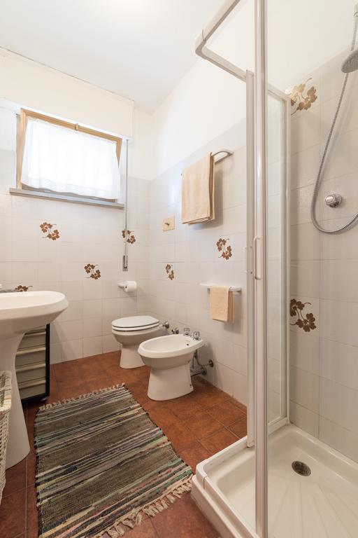 Comfort Beach House Marina di Massa Zewnętrze zdjęcie